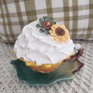 Pip Posh Design Faux Sweet Décor Sunflower Tea Cup & Whipped Sunflower Topper